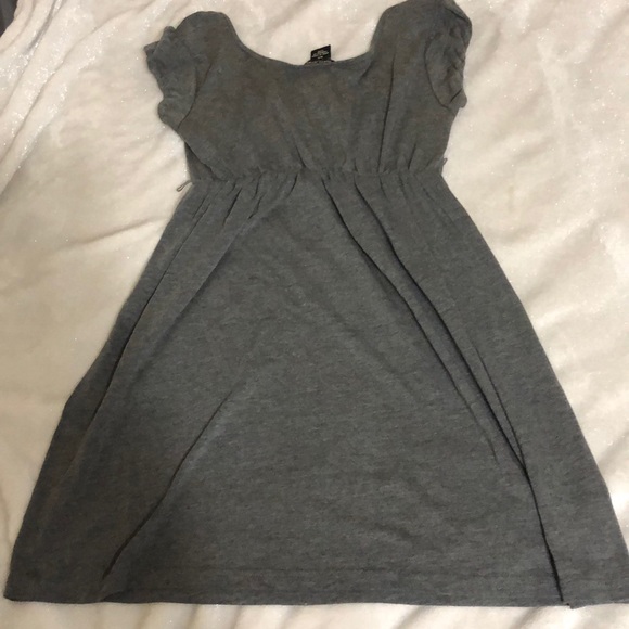 Grey short dress - Picture 4 of 4